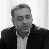دکتر شهرام احمدی 