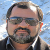 دکتر محمدرضا آقاابراهیمی استاد گروه مهندسی برق و کامپیوتر دانشگاه بیرجند