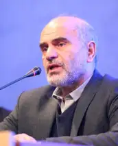 دکتر فرشاد مومنی استاد، دانشکده اقتصاد، دانشگاه علامه طباطبایی، تهران، ایران.